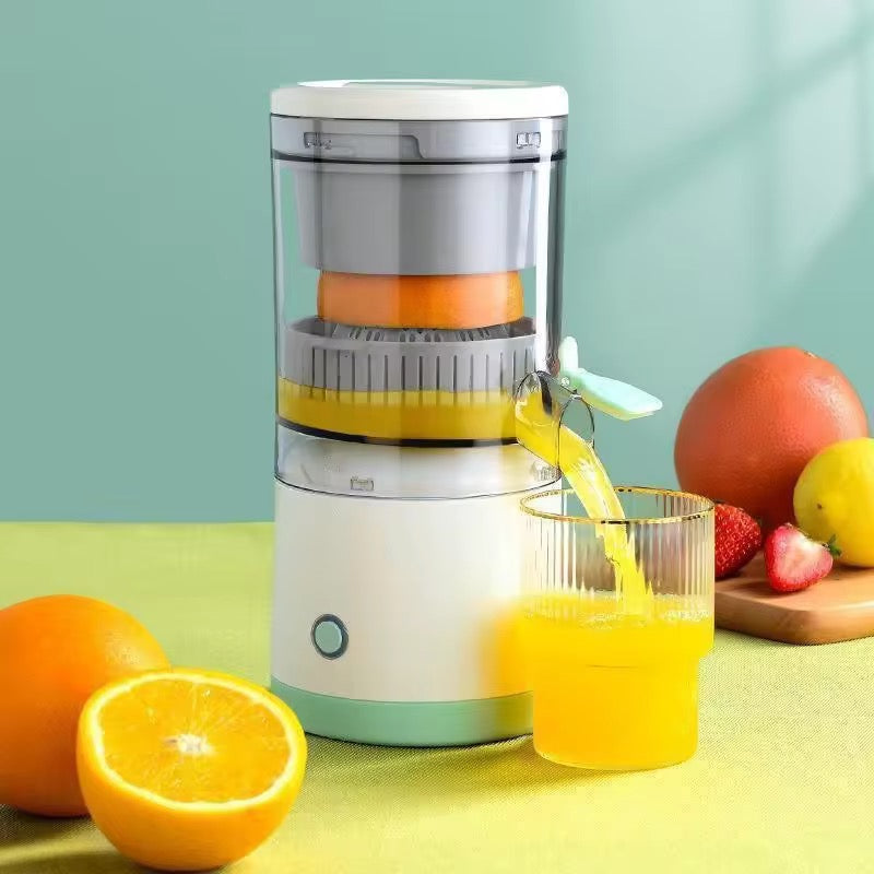 Mini fruit squeezer portable juicer